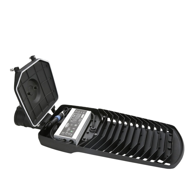 Luminaire Led 50W 80W 100W Road Light IP66 AC Street Light with 5-Year Warranty and Modern Design