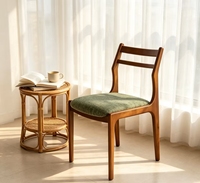 Chaise de salle à manger en bois massif avec coussin en tissu lin, design moderne et ergonomique, idéale pour appartements, salons, cafés et restaurants