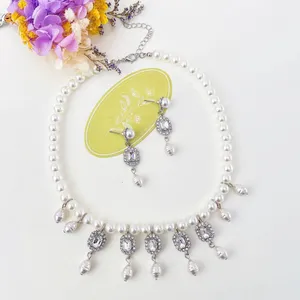 Fashion New Advanced Sense Geometric Diamond Pendant Imitation Pearl Clavicle Chain Necklace Earrings Set