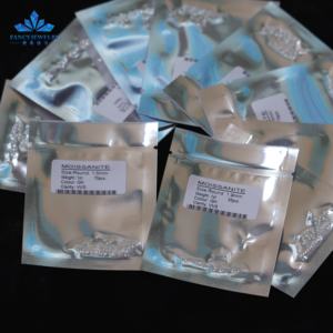 批发Moissanite GRA认证D-VVS1钻石切割白色圆形松散Moissanite宝石1.5毫米-2毫米近战Moissanite珠宝 - Product Image 1