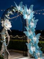 Arche florale G-157 bleu glacé rêveur avec papillons, grand toile de fond pour cérémonie de mariage, vitrine de centre commercial, photomaton, décoration d'événement sur le thème de l'hiver
