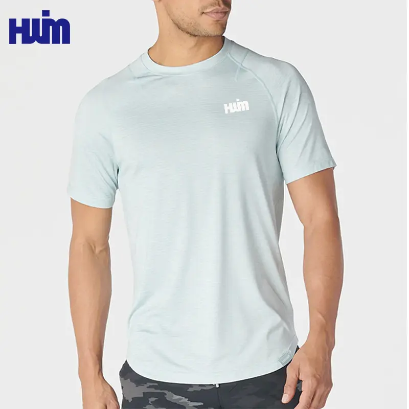 Camiseta esportiva de corrida esportiva Slim Fit para homens, camiseta esportiva de compressão slim fit para academia e exercícios de secagem rápida personalizada por atacado