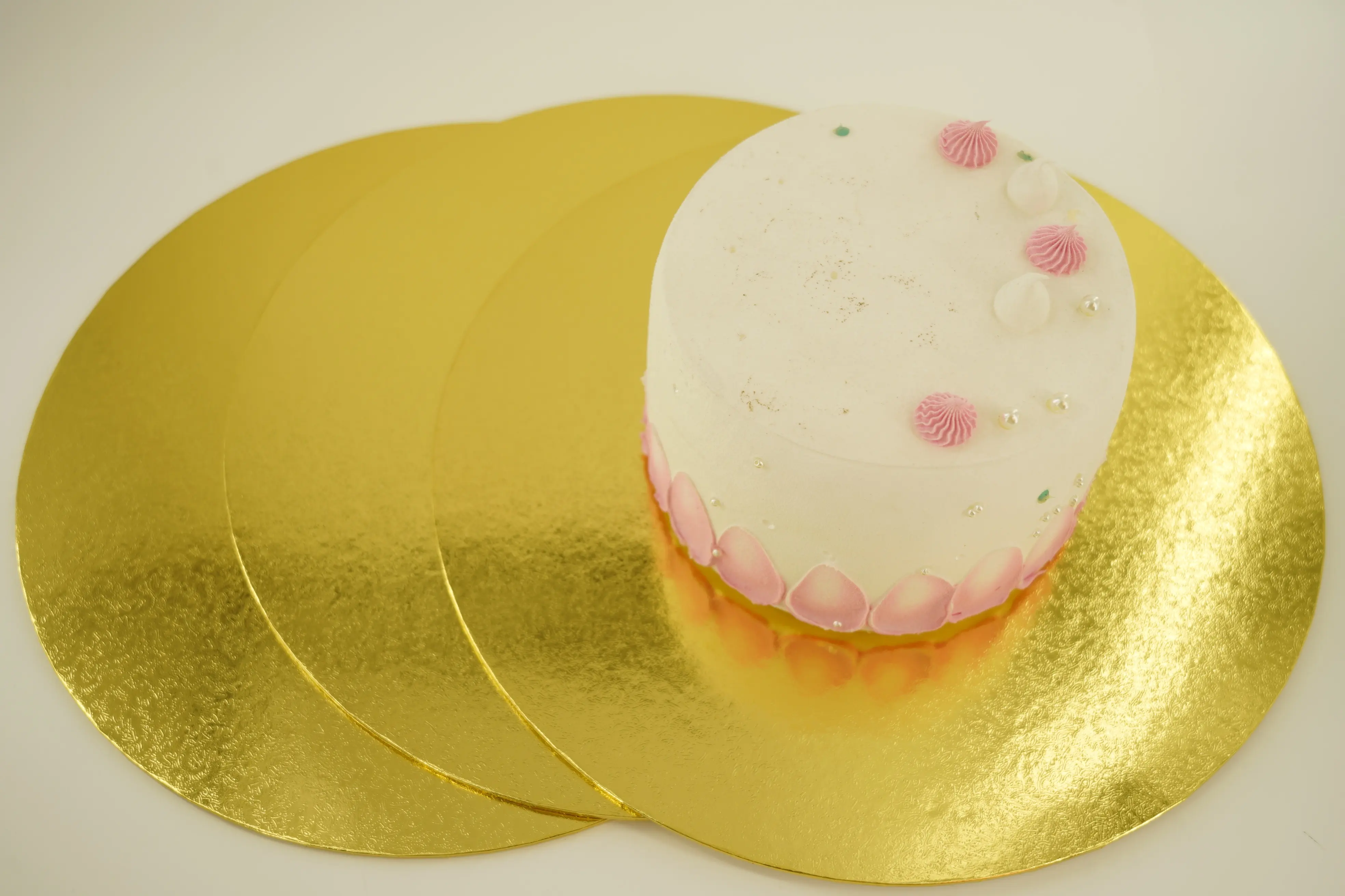 Индивидуальные 2 мм толщина 4 6 8 10 12 дюймов круглые золотые картонные бумажные доски для торта Одноразовые Круглые доски для торта