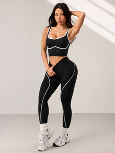 Conjunto de Yoga a Rayas Sin Costuras al por Mayor para Mujer, Sujetador Deportivo con Hombros Descubiertos, Leggings de Cintura Alta con Efecto Push-Up, Ropa de Gimnasio y Fitness OEM ODM - Product Image 1