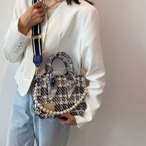 2023 New Fashion Designer Ladies Plover Case <b>Canvas</b> Oversized <b>Mini</b> Tote Handbag with Zipper Anti-Theft & Water Resistant - Product Image 4