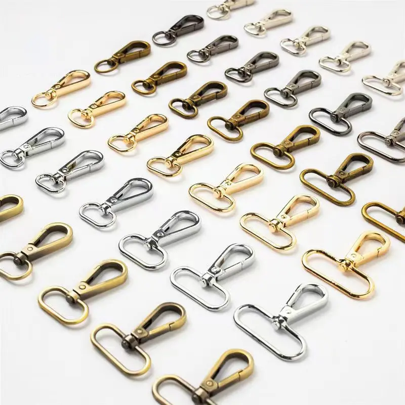 อุปกรณ์ฮาร์ดแวร์กระเป๋าหลายขนาดตะขอ carabiner สแน็ปโลหะหมุนได้ 1 นิ้วสําหรับกระเป๋าถือปลอกคอสุนัข