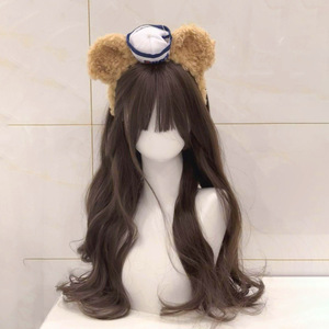 วิกผมยาวหยิกสไตล์โลลิต้า พร้อมหน้าม้าปัดข้าง เส้นผมดูเป็นธรรมชาติ ความหนาแน่น 130 เส้นใยคาเนคาลอน วิกผมเต็มศีรษะสำหรับผู้หญิง - Product Image 4