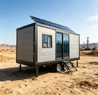 Maison conteneur mobile avec panneau solaire, sur roues, petite maison préfabriquée pour l'hébergement sur les sites de champs pétrolifères du désert