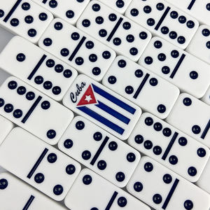 <span class=keywords><strong>Drapeau</strong></span> cubain gravé Double 9 neuf <span class=keywords><strong>dominos</strong></span> ensemble boîte en bois personnalisée avec clous enfants adultes jeu de puzzle <span class=keywords><strong>dominos</strong></span> - Product Image 6