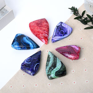 Decorazioni in Cristallo all'Ingrosso, Sculture di Fiamme in Agata Colorata per Decorazione Casa - Product Image 3