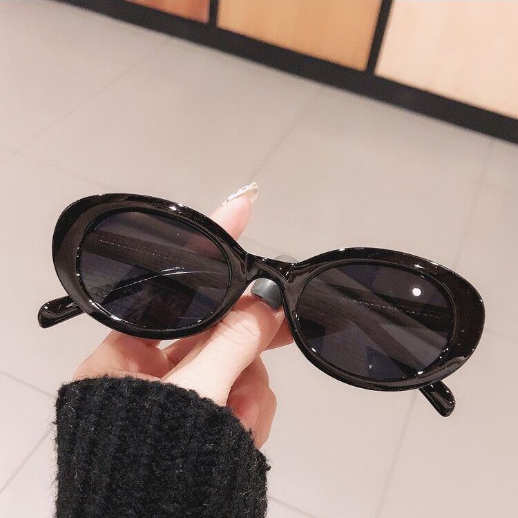 Black frame black grey lens