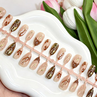 Lot de 30 faux ongles à presser en ABS plaqué or, effet dégradé 3D, pour doigts, rouge sophistiqué, forme amande, faits à la main