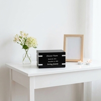 Urne funéraire noire mate gravable pour cendres, cercueil métallique personnalisé haut de gamme pour maison funéraire, boîte commémorative pour cimetière