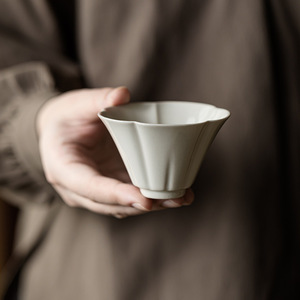 Guanlan Wood Ash Ceramic <b>Tea</b> Cup Cone Shape Porcelain Master Cup For Kung Fu <b>Tea</b> <b>Set</b> Household Personal Use - Product Image 2