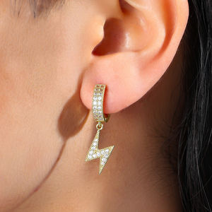 Pendientes de Aro Circulares RAKOL ZPE1941 con Superficie Lisa Redonda con Incrustaciones de Diamantes Rectangulares Cuadrados de Circonio - Product Image 4