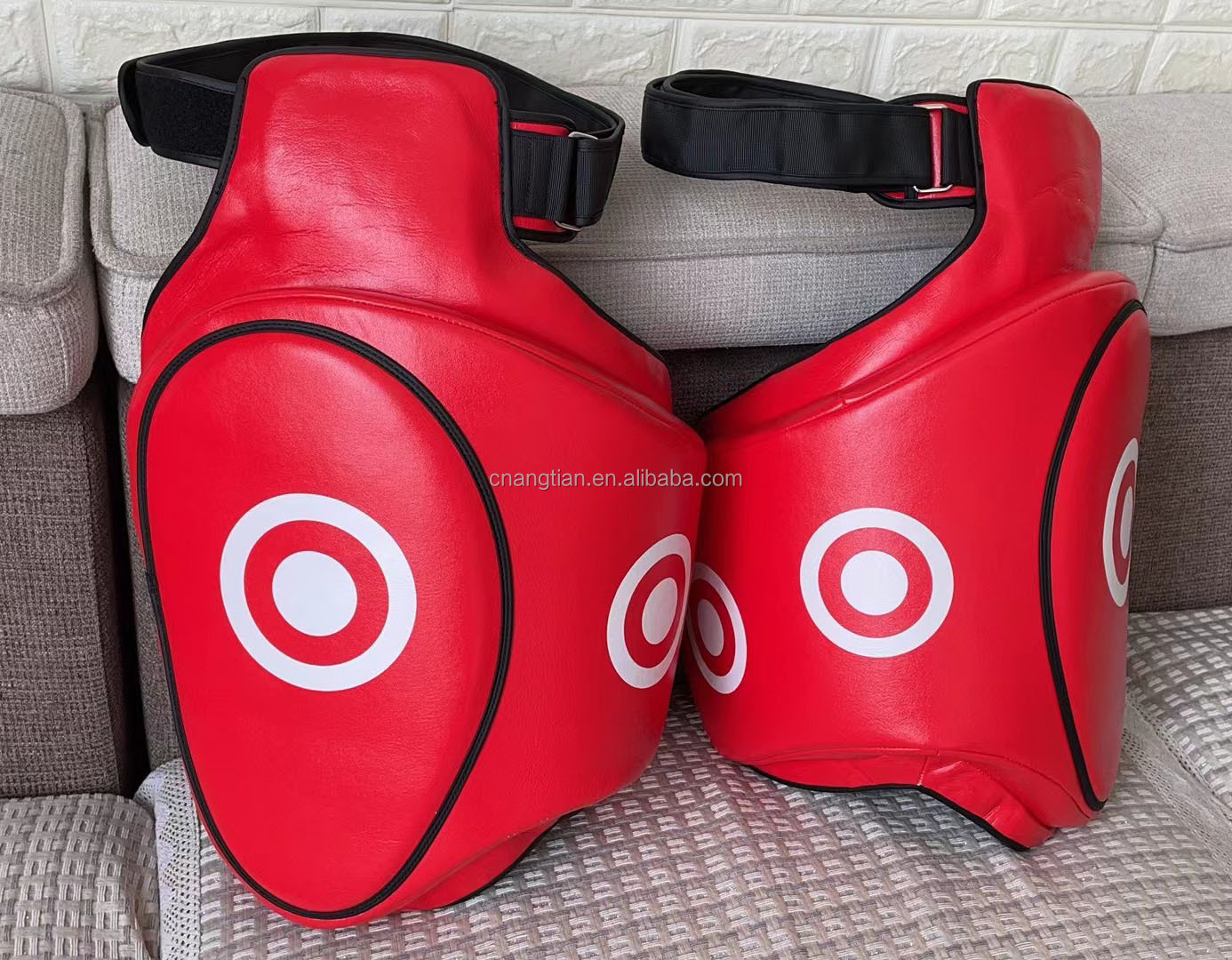 Fairtex 太ももパッド TP3 レッド キックボクシング ムエタイ 赤