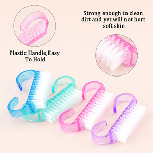 Lot de 5 brosses à ongles en plastique, petites brosses en corne pour le nettoyage des ongles des orteils et des ongles des mains - Product Image 3