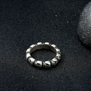 패션 불규칙한 빈티지 스테인레스 스틸 남성 반지 산화 실버 복고풍 스타일 해골 반지 사용자 정의 유기 질감 - Product Image 5