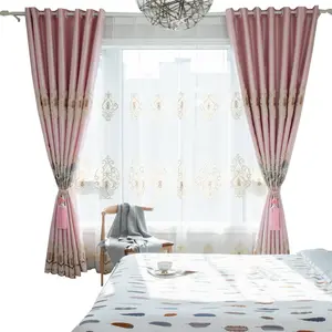 卸売ヨーロッパ高級ライト高級厚手シェニールクラウン刺繍リビングルームハウスカーテン