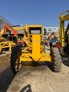 Komatsu GD511, niveleuse à moteur d'occasion, équipement de construction, cœur (moteur, boîte de vitesses, pompe), modèle 2016, 2001-4000 heures de fonctionnement, machinerie - Product Image 3