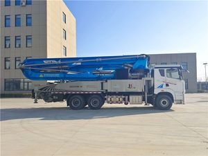 JIUHE Camión Bomba de Concreto Estacionario con Control Remoto de 20m 25m 30m 38m 43m 58m, Camión Bomba de Cemento y Concreto - Product Image 4