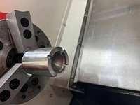 Centre d'usinage CNC TCK56Y robuste avec mandrin creux hydraulique simple A2-8 de 10 pouces, tourelle motorisée BMT45 à 12 positions et axe Y de 45 mm