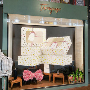 Customizable <b>Recycled</b> Material Mailer <b>Boxes</b> for Sushi for Cakes & More-Food Packaging with Magnetic Closure & Custom Logo - Product Image 3