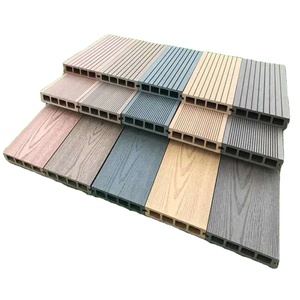 Meilleure vente Panneaux muraux extérieurs modernes Plafonds carrés en <span class=keywords><strong>PVC</strong></span> perforé Panneau extérieur en WPC pour la décoration intérieure - Product Image 2