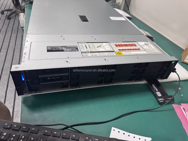 PowerEdge R7625 2U, Dual-socket Rack Server Powered by AMD EPYC 4th Generation Processor