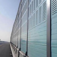 Grilles en acier inoxydable perforées, design perméable à l'air, résistantes à la température, surface facile à nettoyer, dimensions personnalisées, découpe sur mesure