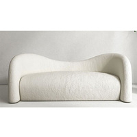 Ensemble de canapés sectionnels en fausse fourrure d'agneau crème style nordique pour petits appartements, salons de beauté, salons, boutiques de vêtements, tissu durable