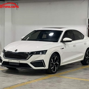 Lot en gros : <span class=keywords><strong>Skoda</strong></span> <span class=keywords><strong>Octavia</strong></span> 1.4T 150CV 7DCT Essence Berline de Luxe d'occasion certifiée (Chine) - Product Image 4