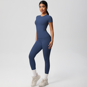 Conjunto Deportivo de 2 Piezas para <span class=keywords><strong>Mujer</strong></span> de <span class=keywords><strong>Camiseta</strong></span> de <span class=keywords><strong>Manga</strong></span> <span class=keywords><strong>Corta</strong></span> de Entrenamiento y Pantalones de Yoga de Nailon para Fitness al Aire Libre - Product Image 3