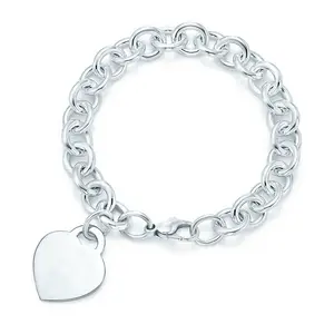 Bracelet à breloques cœur amoureux en acier inoxydable Bracelet pour femme Pendentif rond en argent plaqué or 18 carats Chaîne Bracelets