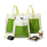 Sac fourre-tout en plastique imprimé en stock pour vêtements et emballage de courses