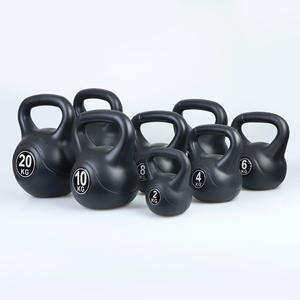 Vente d'équipement de gymnastique personnalisée en plastique noir ciment rempli de sable PVC Kettlebell Set Competition 2kg 8kg <span class=keywords><strong>10kg</strong></span> 12kg 16kg 18kg 20kg 24kg - Product Image 3