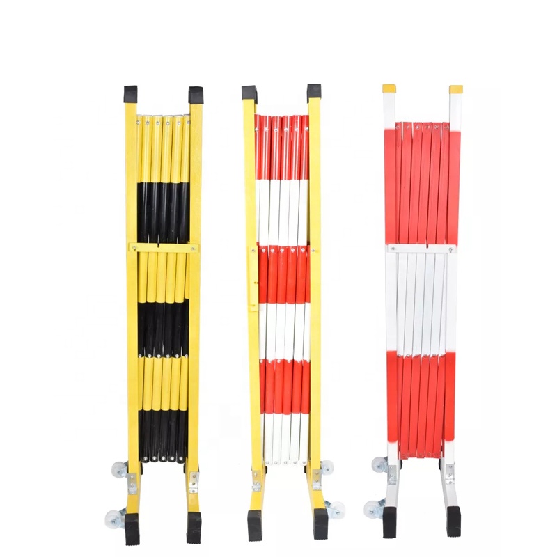 Раздвижное выдвижное ограждение на колесах с ножничным барьером