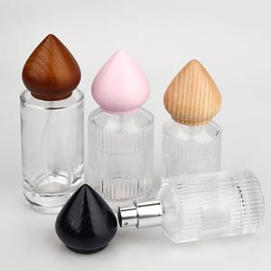 Couvercle en bois de forme unique de chapeau de couronne en bois durable du Vietnam pour l'emballage de parfum - Product Image 1