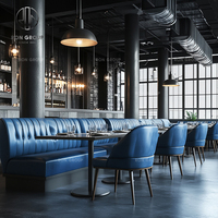 Ensemble de mobilier commercial Ron Group : Table carrée, chaise rembourrée en cuir, banquette capitonnée à dossier haut pour restaurant