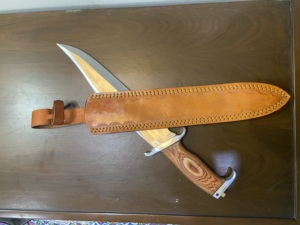 Coltello da caccia in acciaio damasco con copertura in pelle con tre coltelli da caccia - Product Image 3