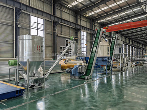 Moulin à granulés d'aliments pour animaux à faible coût 1 t/h petite ferme d'occasion bétail volaille ligne de production de machine à palettes d'aliments pour animaux - Product Image 2