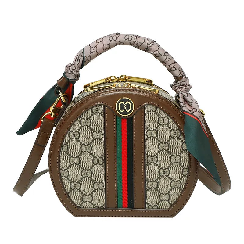 Yeni Trendy tasarımcı çantaları ünlü markalar kadınlar omuz Crossbody çanta bayanlar küçük çantalar Retro moda yastık çanta