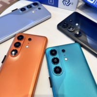 Téléphone portable à écran incurvé Camon 50 Pro avec un design élégant, grand écran, durable, adapté aux étudiants
