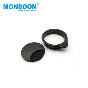 Boîte de gestion de câbles moderne en plastique pour bureau, organiseur de fils pour table d'ordinateur, passant de câbles pour mobilier de bureau - Product Image 2