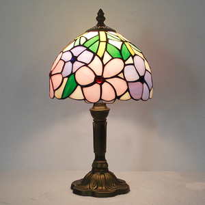 Lampada da Tavolo di Lusso in Vetro Colorato Stile Tiffany dal Design Moderno con Alimentazione Flessibile CA per Arredamento d'Interni e Lettura sul Comodino - Product Image 6