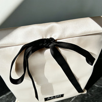 Sac de rangement en satin pour vêtements écologiques personnalisés, sac anti-poussière pour les petites entreprises