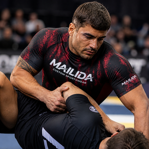 Rash Guard BJJ a Maniche Corte con Logo Personalizzato, Senza <span class=keywords><strong>Gi</strong></span>, per Grappling e Jiu Jitsu, Prezzo di Fabbrica - Product Image 3
