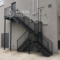 Escalier extérieur en acier pour villa moderne, idéal pour l'installation industrielle et professionnelle en usine