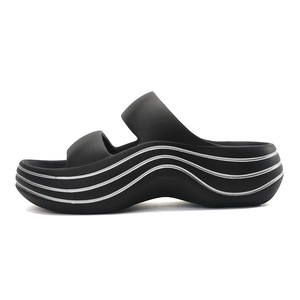 Nouvelle collection de tongs de plage respirantes et antidérapantes pour femmes, en EVA de haute qualité, idéales pour la salle de bain et le sport. - Product Image 6