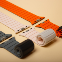 Bracelet magnétique réversible en silicone bicolore RYB pour Apple Watch 49 mm 45 mm 41 mm 40 mm 46 mm 42 mm